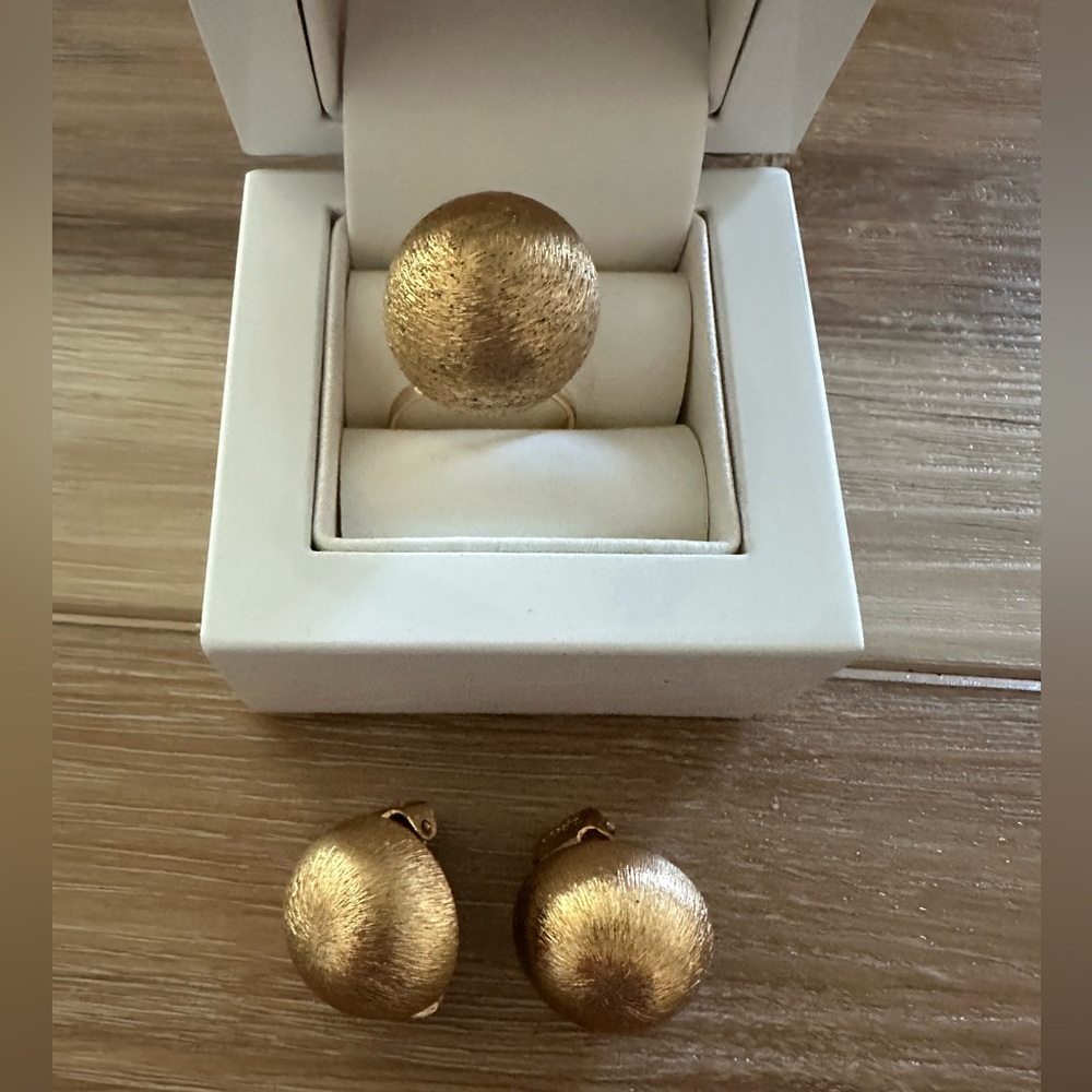 VTG Napier Clip on Earrings with Matching Ring (Upcycled)